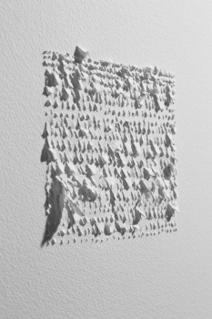 Ecriture blanche - 2018 Perforations sur papier tend sur toile 53x70cm